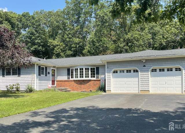 Property at 12 Francis Rd, East Brunswick, NJ 08816, 3 beds, 2 baths