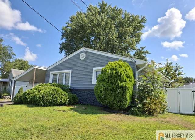 Property at 38 Hemlock Dr, Sayreville, NJ 08859, 4 beds, 2 baths