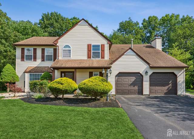 Property at 192 Middlesex Ave, Piscataway, NJ 08854, 4 beds, 2.5 baths