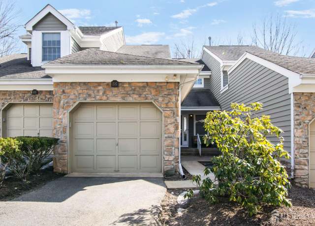 Property at 86 W Countryside Dr W, South Brunswick, NJ 08540, 2 beds, 2.5 baths