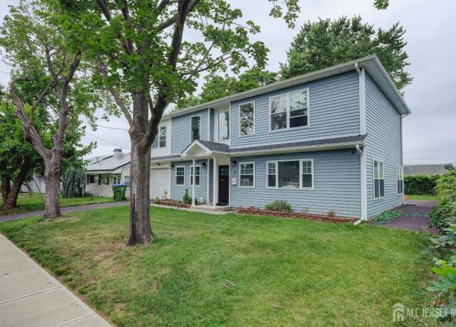 Property at 7 Windsor Rd, Edison, NJ 08817, 5 beds, 3 baths