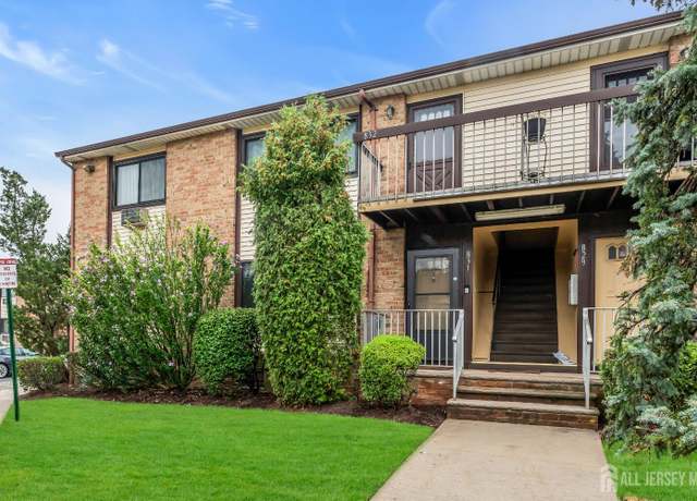 Property at 831 Cricket Ln, Woodbridge Proper, NJ 07095, 1 bed, 1.5 baths