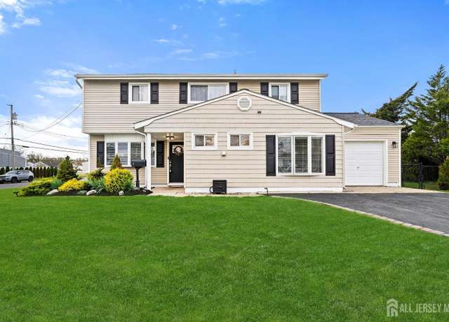 Property at 1 York St, Old Bridge, NJ 08857, 3 beds, 2 baths