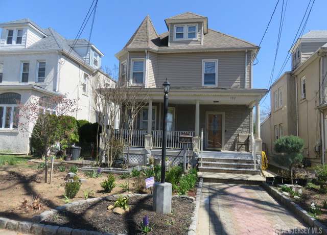 Property at 132 Kearny Ave, Perth Amboy, NJ 08861, 3 beds, 2.5 baths