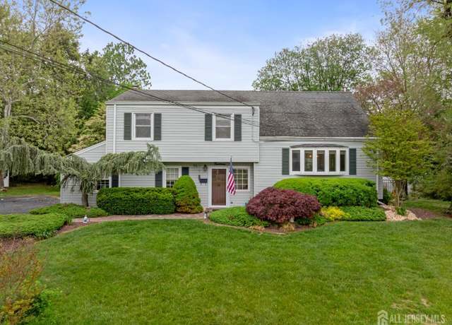 Property at 14 Sterling Ct, East Brunswick, NJ 08816, 4 beds, 2.5 baths