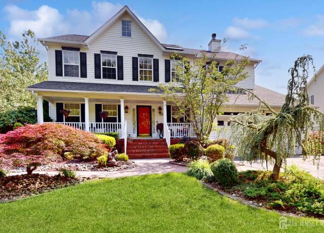 Property at 1 Crescent Rd, Old Bridge, NJ 08857, 4 beds, 2.5 baths