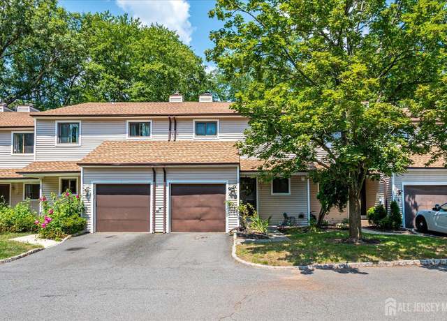 Property at 6 Tulip Ct, Edison, NJ 08820, 3 beds, 2.5 baths