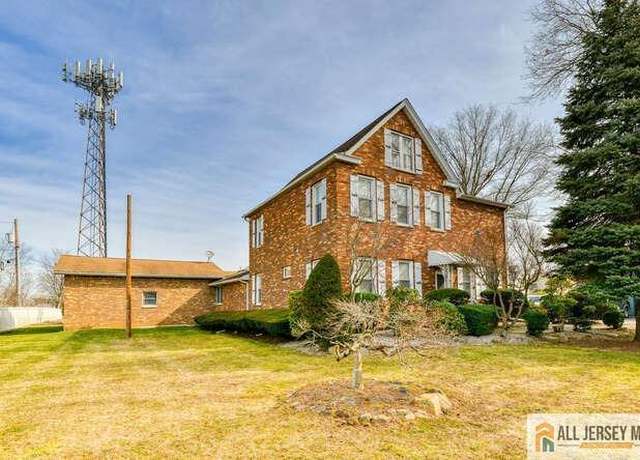 Property at 930 Old Bridge Tpke, East Brunswick, NJ 08816, 6 beds, 3 baths