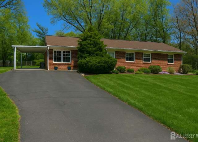 Property at 8 Delsey Rd, South Brunswick, NJ 08824, 3 beds, 1.5 baths