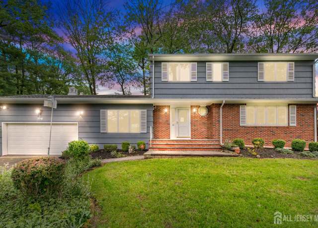 Property at 40 Montclair Ave, Edison, NJ 08820, 4 beds, 2.5 baths