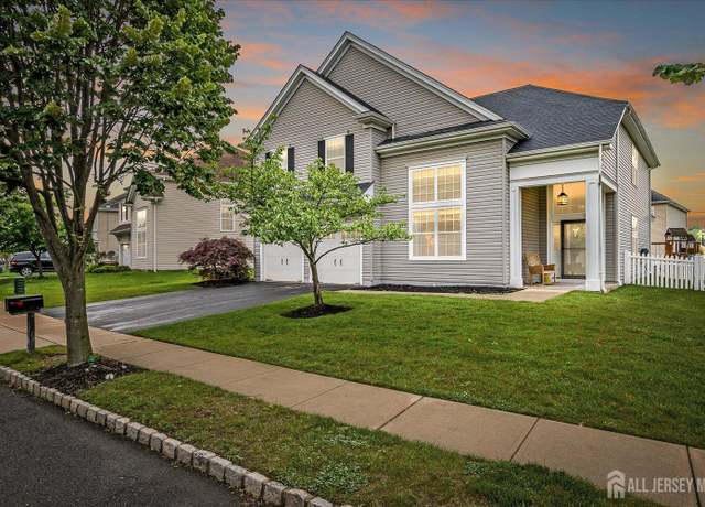 Property at 21 Dahlia Ct, Piscataway, NJ 08854, 4 beds, 4 baths