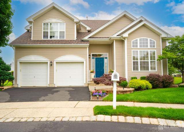 Property at 15 Merion Ct, Monroe Township, NJ 08831, 4 beds, 2.5 baths