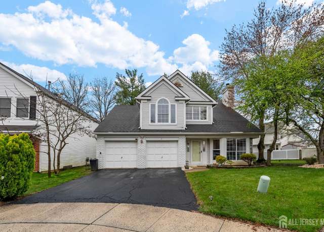 Property at 8 Carlisle Ct, Old Bridge, NJ 08857, 3 beds, 2.5 baths