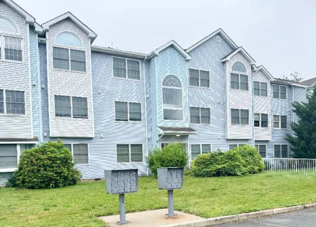Property at 832 Edpas Rd, New Brunswick, NJ 08901, 2 beds, 2 baths