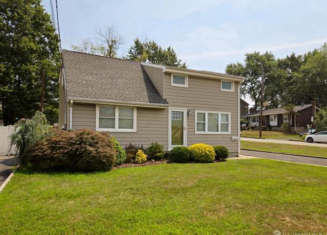 Property at 4 Louis St, Hopelawn, NJ 08861, 3 beds, 1 bath