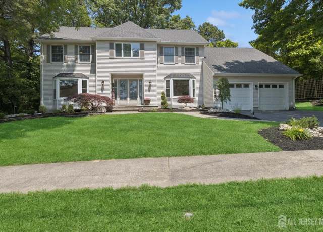 Property at 3 Cedar Ln, Milltown, NJ 08850, 5 beds, 2.5 baths