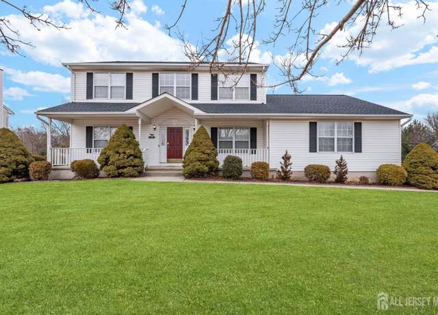 Property at 34 Cornelius Way, Franklin, NJ 08873, 4 beds, 2.5 baths