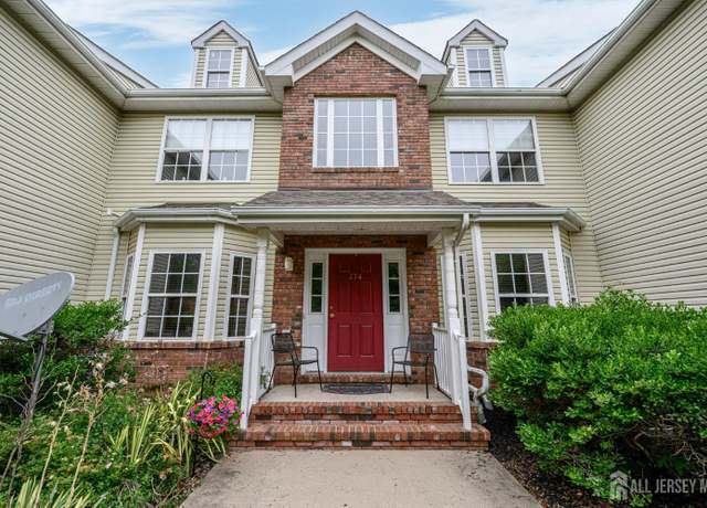 Property at 274 Pinelli Dr, Piscataway, NJ 08854, 2 beds, 2.5 baths