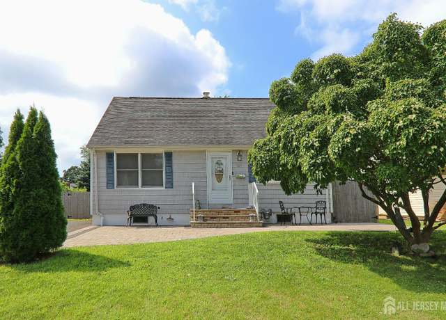 Property at 124 Conklin St, South Plainfield, NJ 07080, 3 beds, 1 bath