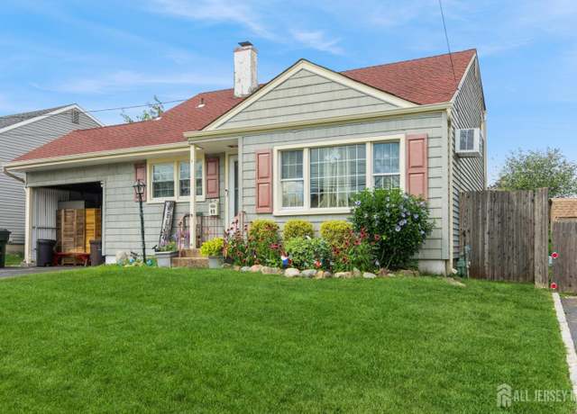 Property at 49 Cleveland Ave, Colonia, NJ 07067, 3 beds, 1.5 baths