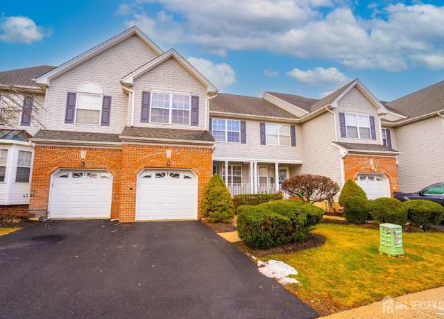 Property at 68 Jared Dr, North Brunswick, NJ 08902, 3 beds, 2.5 baths