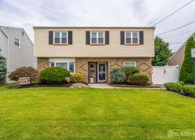 Property at 143 7th St, Port Reading, NJ 07064, 4 beds, 1.5 baths