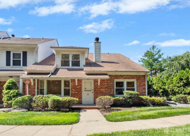Property at 22 Harwich Ct, Scotch Plains, NJ 07076, 2 beds, 2.5 baths