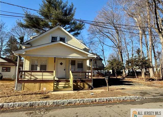 Property at 400 Wall St, Piscataway, NJ 08854, 4 beds, 2 baths
