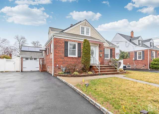 Property at 552 Fernwood Ter, Linden, NJ 07036, 3 beds, 2.5 baths