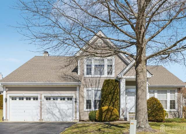 Property at 5 Brookview Ct, Barnegat, NJ 08005, 3 beds, 3 baths