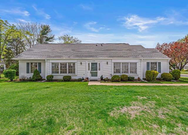 Property at 714 Victoria Ct Unit B, Monroe, NJ 08831, 2 beds, 2 baths