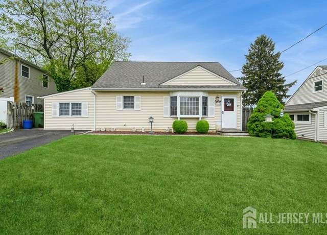 Property at 53 Cedar Ter, Sayreville, NJ 08859, 3 beds, 1.5 baths