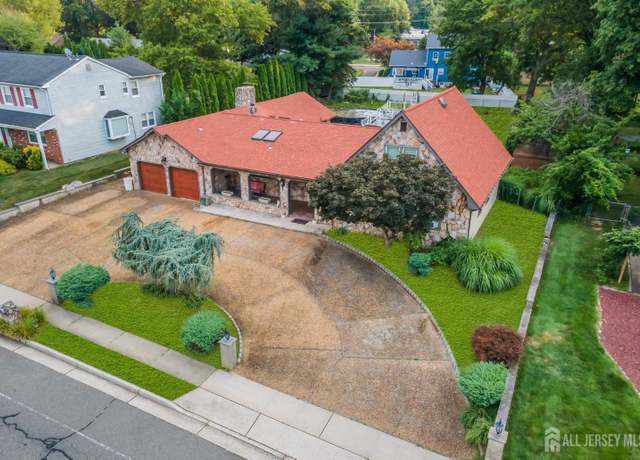 Property at 11 Dutch Rd, East Brunswick, NJ 08816, 5 beds, 4 baths