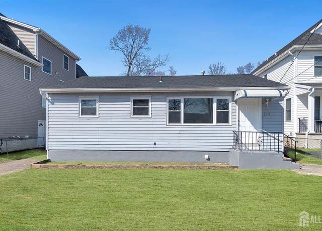 Property at 118 Arlington Ave, Lakewood, NJ 08701, 4 beds, 1 bath