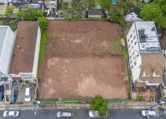 Property at 222 N 6th Ave, Newark, NJ 07107