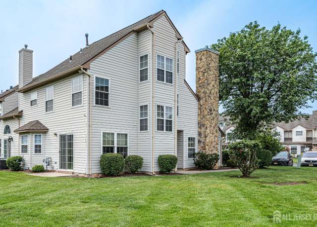 Property at 328 Lunar Rd, Piscataway, NJ 08864, 3 beds, 3.5 baths