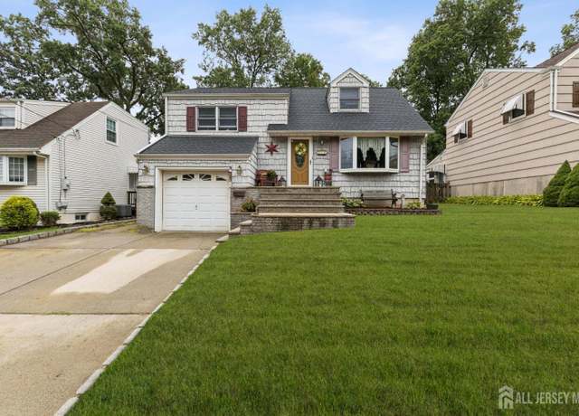 Property at 19 Overlook Ter, Fords, NJ 08863, 3 beds, 1.5 baths