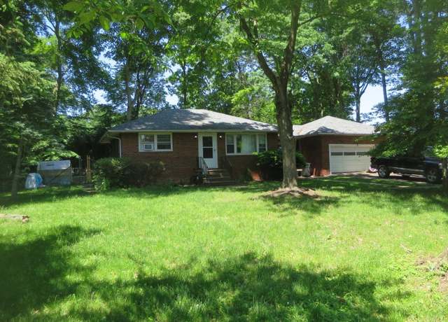 Property at 1 Montrose Ave, Colonia, NJ 07067