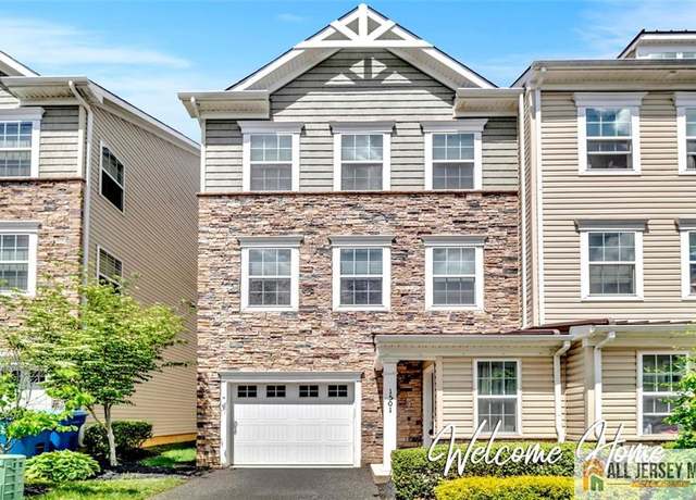Property at 1501 Hights Farm Rd #1501, Monroe, NJ 08831, 3 beds, 3 baths