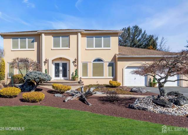 Property at 44 Ivanhoe Dr, Manalapan, NJ 07726, 5 beds, 2.5 baths