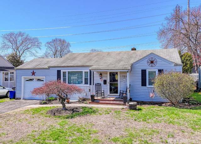 Property at 127 Cleveland Ave, Milltown, NJ 08850, 3 beds, 1 bath