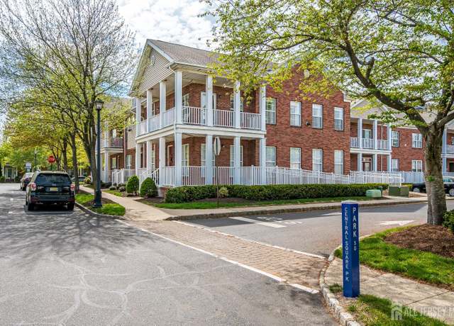 Property at 52 Central Square Park, Metuchen, NJ 08840, 2 beds, 2 baths