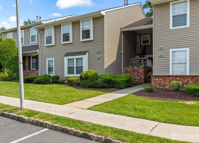 Property at 20 Lindsey Cir #20, Old Bridge, NJ 08857, 2 beds, 2 baths