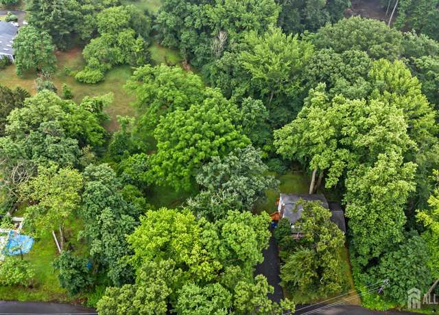 Property at 12000-600000 Rues Ln, Monroe, NJ 08831