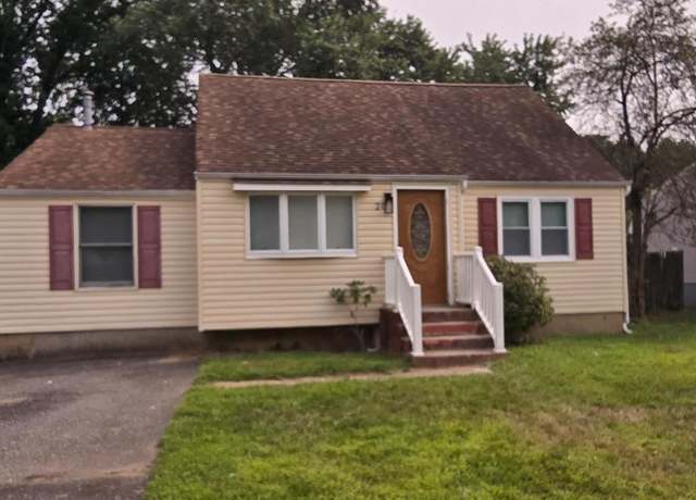 Property at 20 Borghaus Rd, Helmetta, NJ 08828, 4 beds, 2 baths