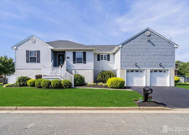 Property at 718 9th St, Union Beach, NJ 07735, 4 beds, 2 baths