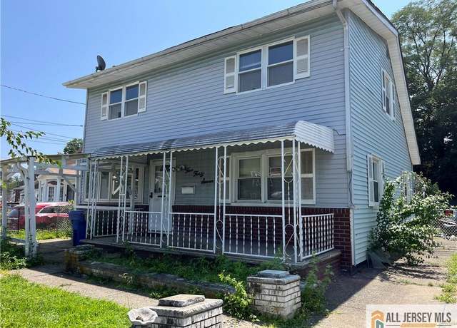 Property at 547 S Park Dr, Perth Amboy, NJ 08861, 5 beds, 2 baths