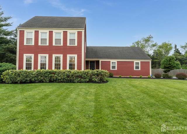 Property at 26 Magnolia Rd, Franklin Twsp, NJ 08873, 4 beds, 2.5 baths