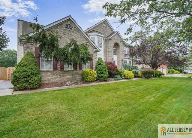 Property at 9 Lavender Way, East Brunswick, NJ 08816, 5 beds, 3.5 baths