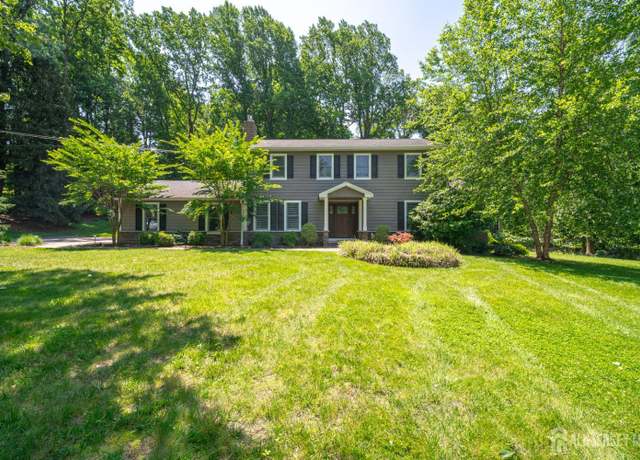 Property at 5 Wedgewood Ln, Holmdel, NJ 07733, 4 beds, 2.5 baths